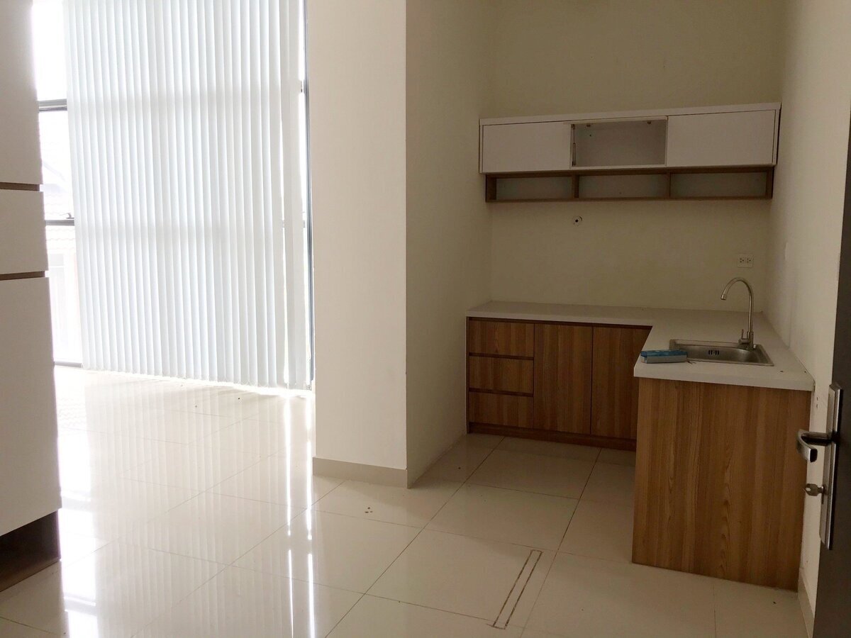 Cho thuê căn officetel The Sun Avenue giá 12 triệu thiết kế cơ bản 49m2