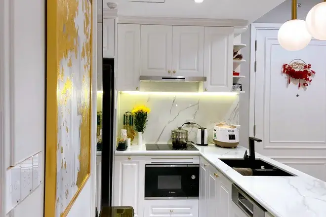 Bán nhà 2pn 103m2 thiết kế tone màu trắng sang trọng tại Feliz En Vista Quận 2