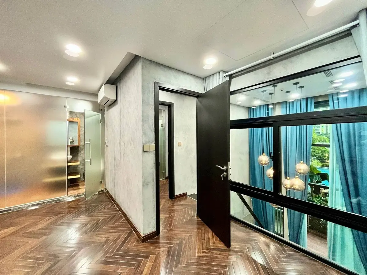 2PN 136m2 cho thuê 46 triệu/tháng có sân vườn rộng nhà đẹp