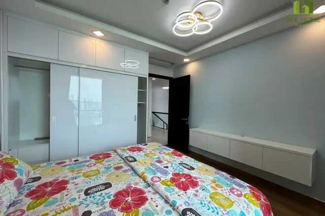 Feliz En Vista cho thuê 3pn Duplex nhà rộng đẹp giá tốt 37 triệu 133m2