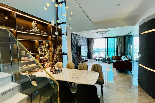 3PN Sky Loft Duplex cần bán giá 11 tỷ ban công hương tây bắc đầy đủ nội thất