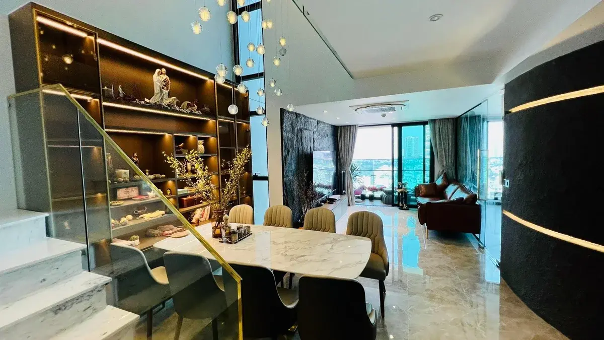 3PN Sky Loft Duplex cần bán giá 11 tỷ ban công hương tây bắc đầy đủ nội thất