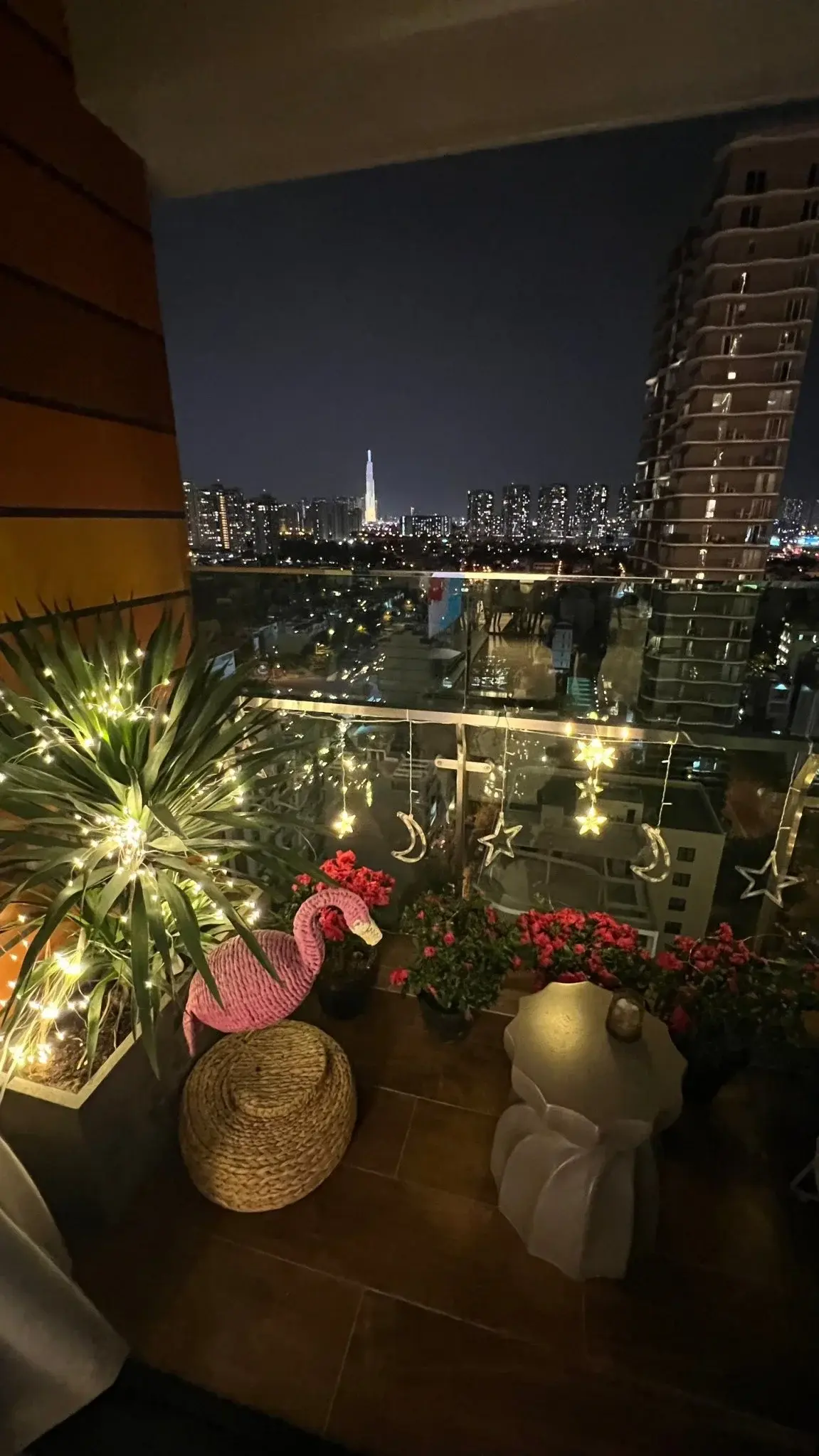 3PN Sky Loft Duplex cần bán giá 11 tỷ ban công hương tây bắc đầy đủ nội thất