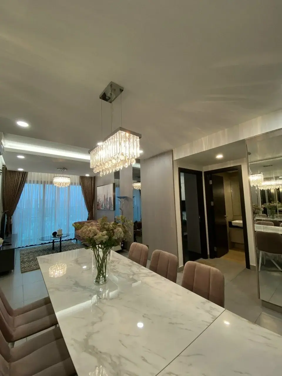 Cho thuê căn hộ Feliz En Vista 35 triệu nội thất cao cấp có ban công, logia