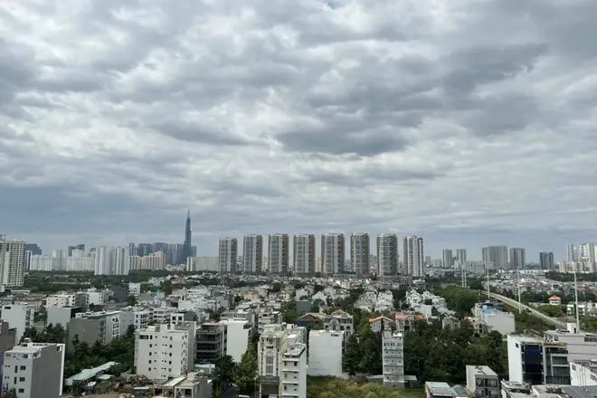 Bán 3Pn nội thất cao cấp giá 9,5 tỷ nhà đẹp view landmark 81 ban công mát