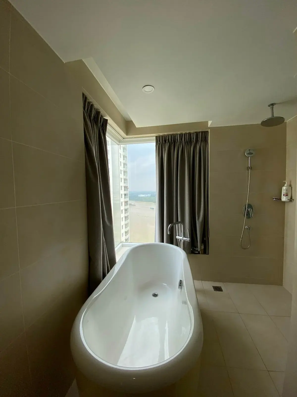 Cho thuê căn 2pn Đảo Kim Cương 30 triệu nội thất full đồ dùng 98m2