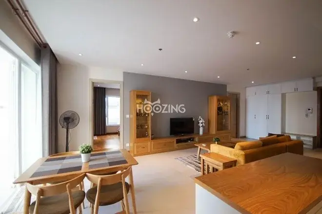 Bán căn hộ 2pn giá 10 tỷ Tháp T4 nhà đẹp ban công thoáng mát đã có sổ