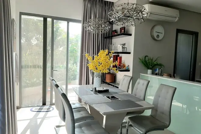 Chuyển nhượng 3Pn 126m2 sở hữu 158m2 sân vườn rất thoáng má giá 20 tỷ