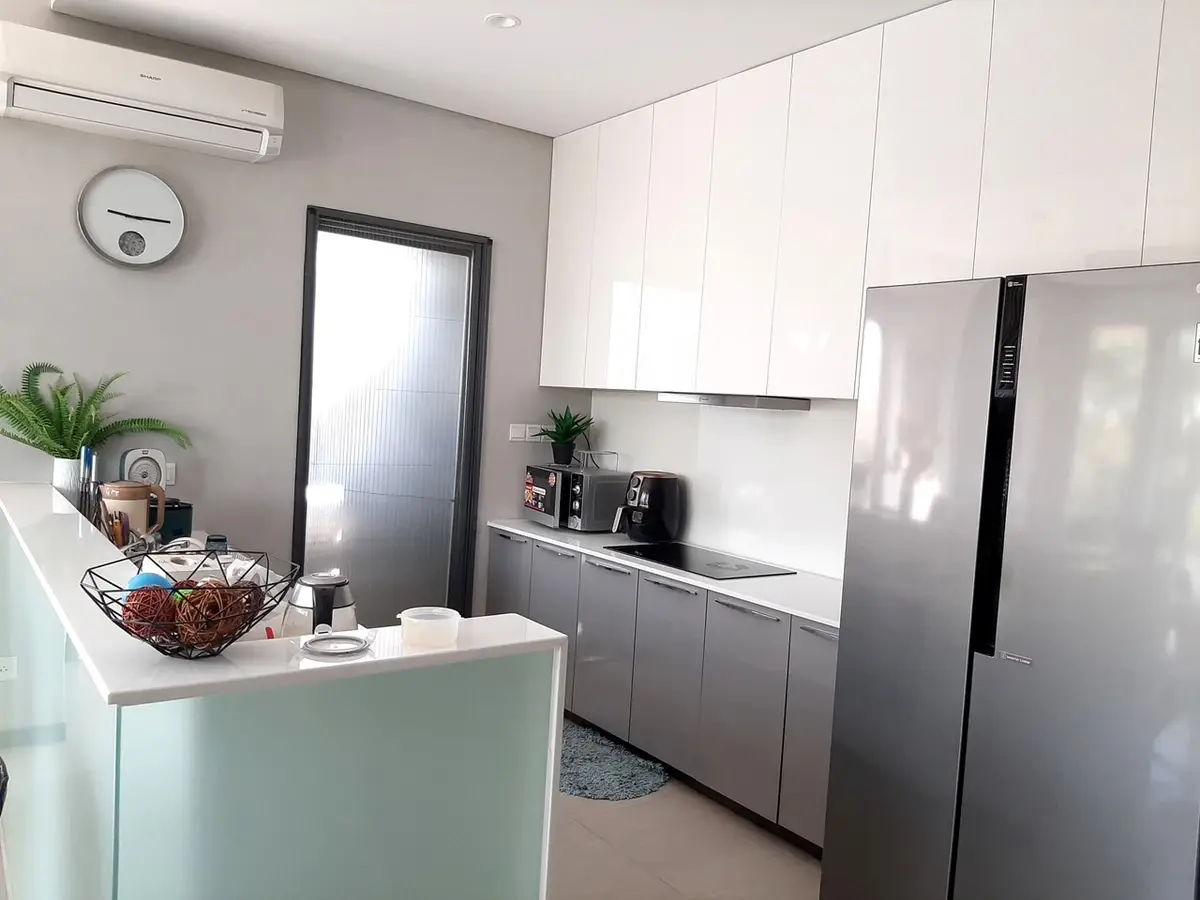 Chuyển nhượng 3Pn 126m2 sở hữu 158m2 sân vườn rất thoáng má giá 20 tỷ