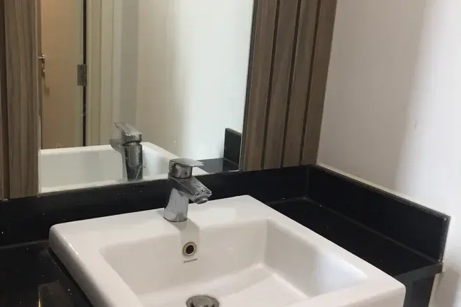 Vista Verde cho thuê 1pn giá 3,95 tỷ nội thất full đồ tầng trung dễ di chuyển