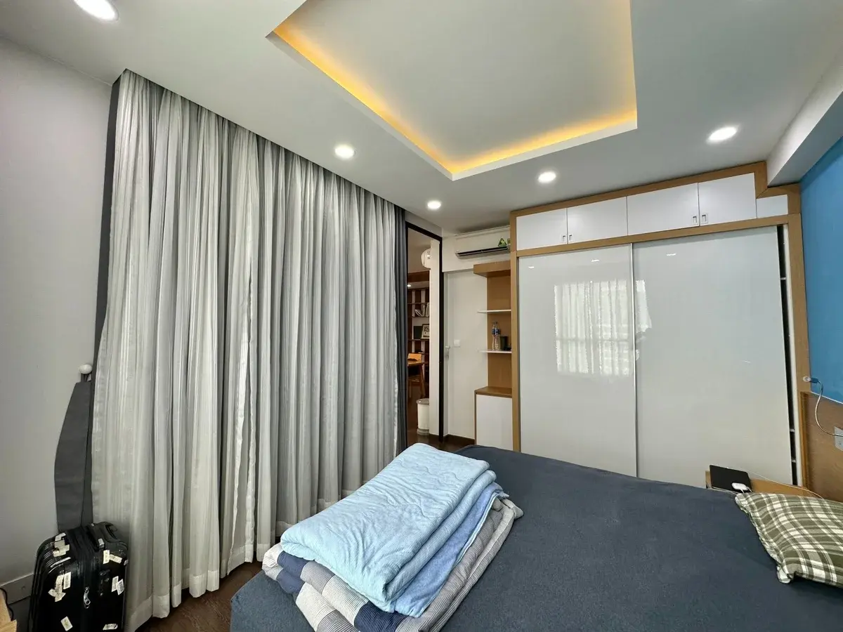 Thuê căn hộ Quận 2 Vista Verde 1pn giá 15 triệu nội thất rất đẹp sàn gỗ full