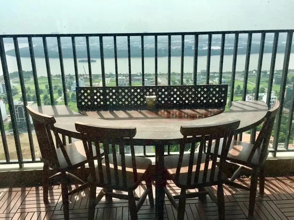 Cho thuê 4pn Vista Verde nội thất full giá 3000$/tháng 204m2