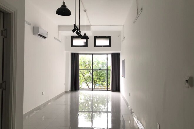 Bán officetel The Sun Avenue 2,4 tỷ diện tích 41m2 layout vuông vắn