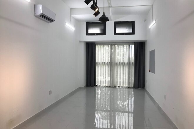 Bán officetel The Sun Avenue 2,4 tỷ diện tích 41m2 layout vuông vắn