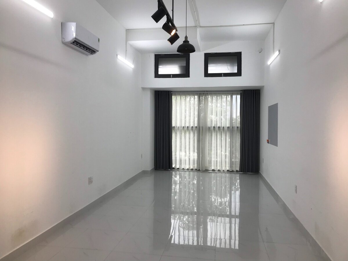 Bán officetel The Sun Avenue 2,4 tỷ diện tích 41m2 layout vuông vắn