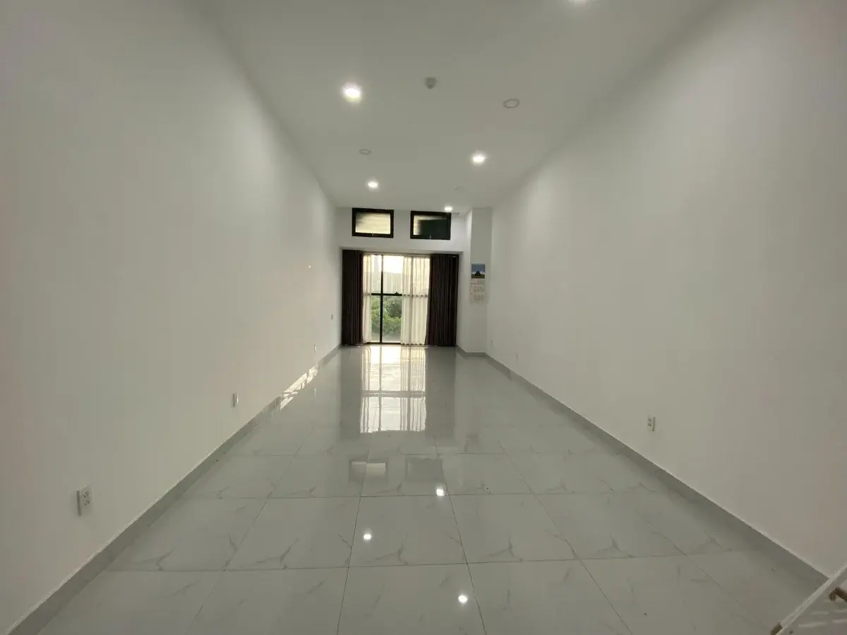 Officetel đa năng cho thuê căn 44m2 giá 12 triệu nội thất cơ bản có thêm bếp