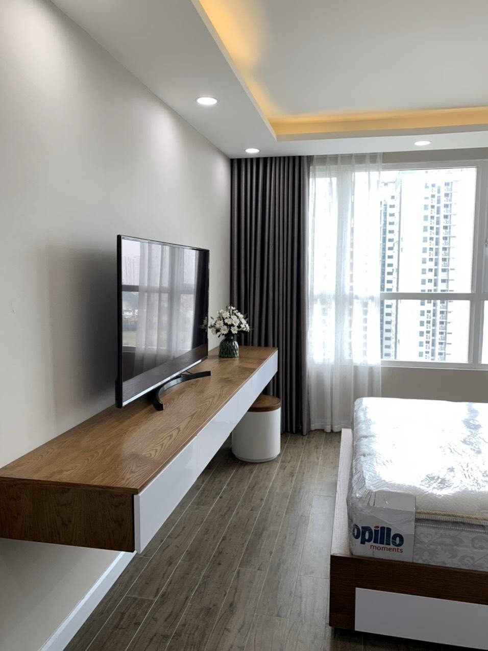 Cho thuê căn hộ Quận 2 Vista Verde 2pn giá 17,5 triệu nội thất đầy đủ