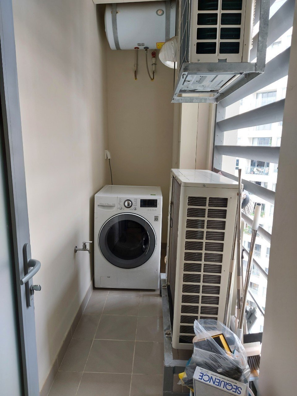 Cho thuê căn hộ 3pn Đảo Kim Cương giá 1700$ tầng cao view mát mẻ