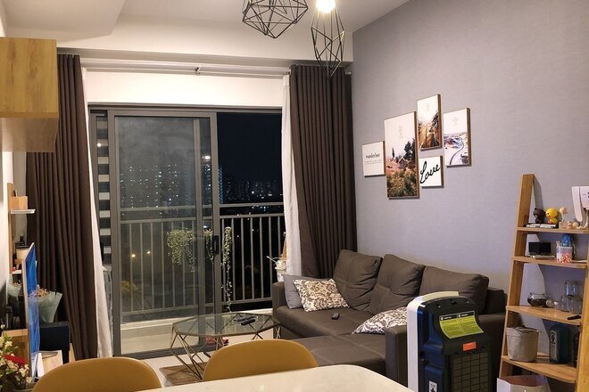 Cho thuê 2pn +1 The Sun Avenue cho thuê giá tốt 16 triệu nội thất full