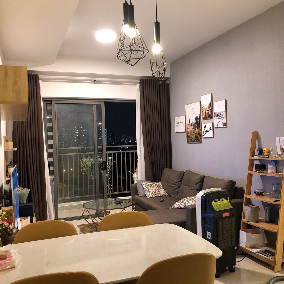 Cho thuê 2pn +1 The Sun Avenue cho thuê giá tốt 16 triệu nội thất full