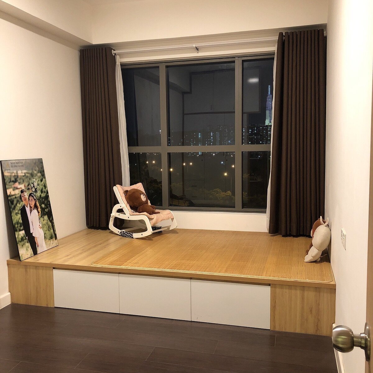 Cho thuê 2pn +1 The Sun Avenue cho thuê giá tốt 16 triệu nội thất full