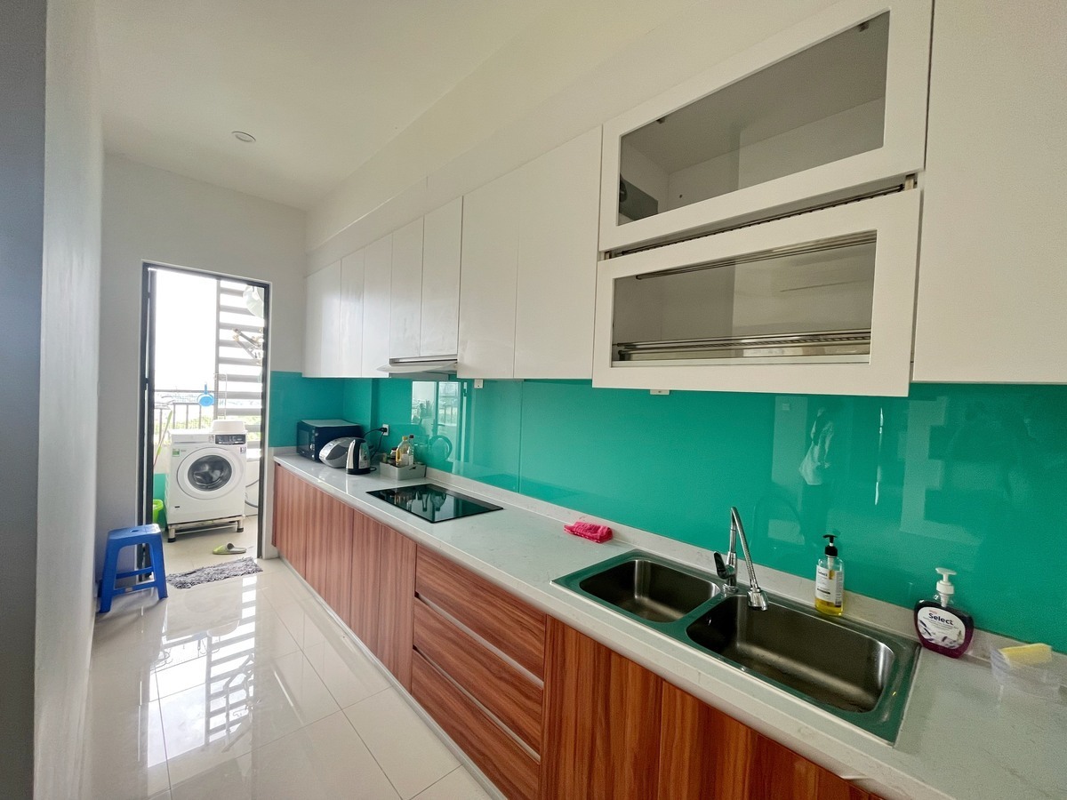 Căn hộ The Sun Avenue cho thuê full nội thất giá 20 triệu 109m2 căn góc