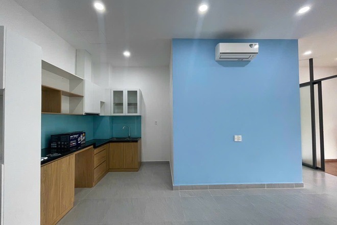 Cho thuê officetel The Sun Avenue 13,5 triệu bao phí có bếp có thể ở lại