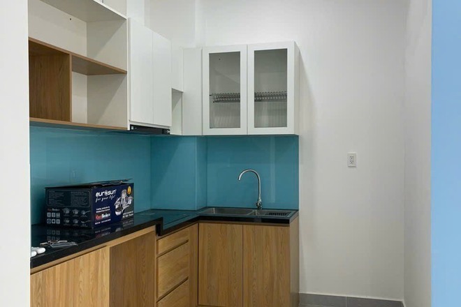 Cho thuê officetel The Sun Avenue 13,5 triệu bao phí có bếp có thể ở lại