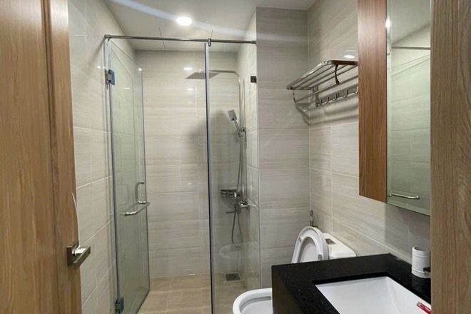 Cho thuê officetel The Sun Avenue 13,5 triệu bao phí có bếp có thể ở lại