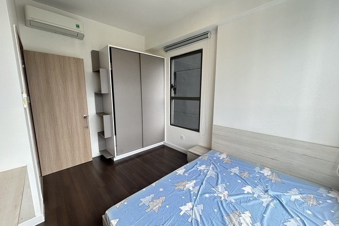 Bán 3 phòng ngủ full nội thất 6,8 tỷ tầng cao ban công rộng 96m2