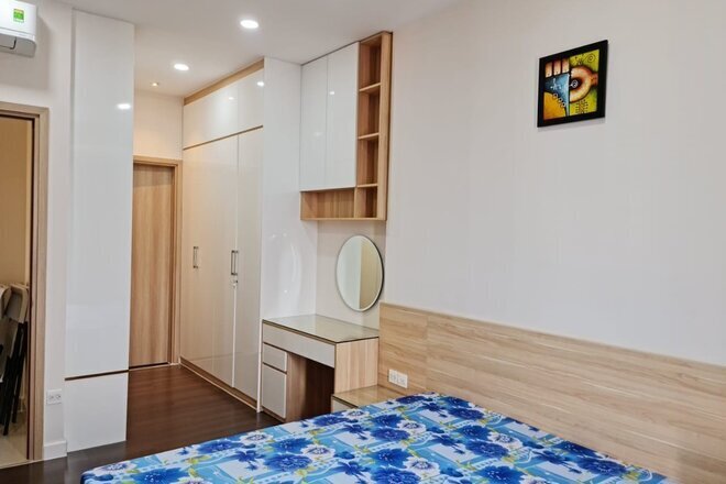 Căn hộ cho thuê 2pn giá 18 triệu đầy đủ nội thất 75m2 The Sun Avenue