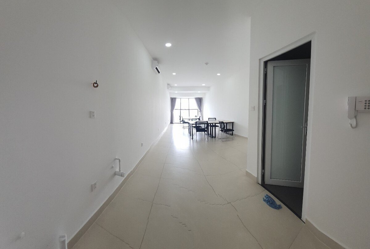 Chuyển nhượng văn phòng The Sun Avenue 44m2 giá 2,7 tỷ có sẵn nội thất