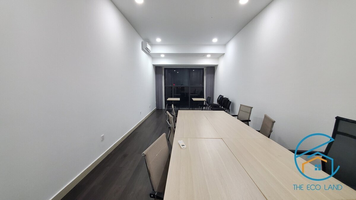 Chuyển nhượng văn phòng The Sun Avenue 44m2 giá 2,7 tỷ có sẵn nội thất