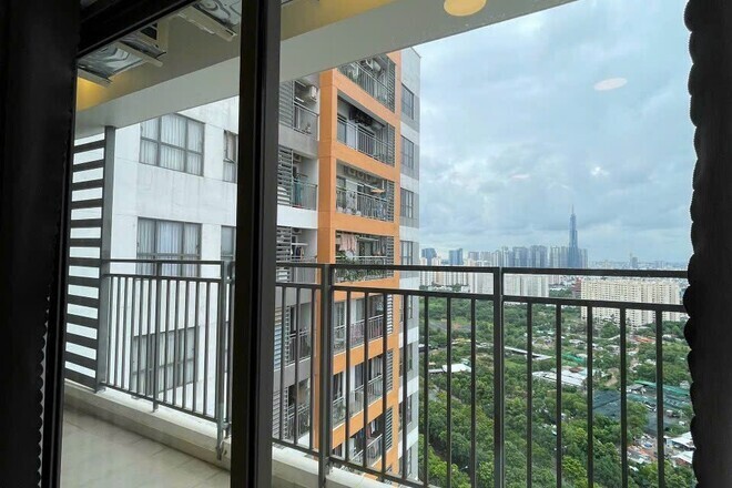 Căn hộ The Sun Avenue 2pn nội thất cơ bản nhà mới giá 15 triệu/tháng