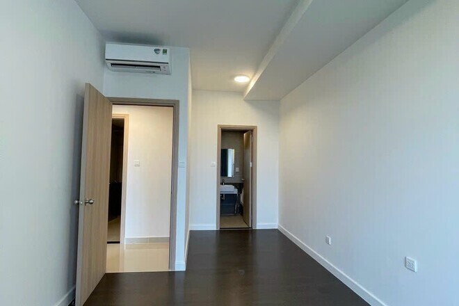 Căn hộ The Sun Avenue 2pn nội thất cơ bản nhà mới giá 15 triệu/tháng