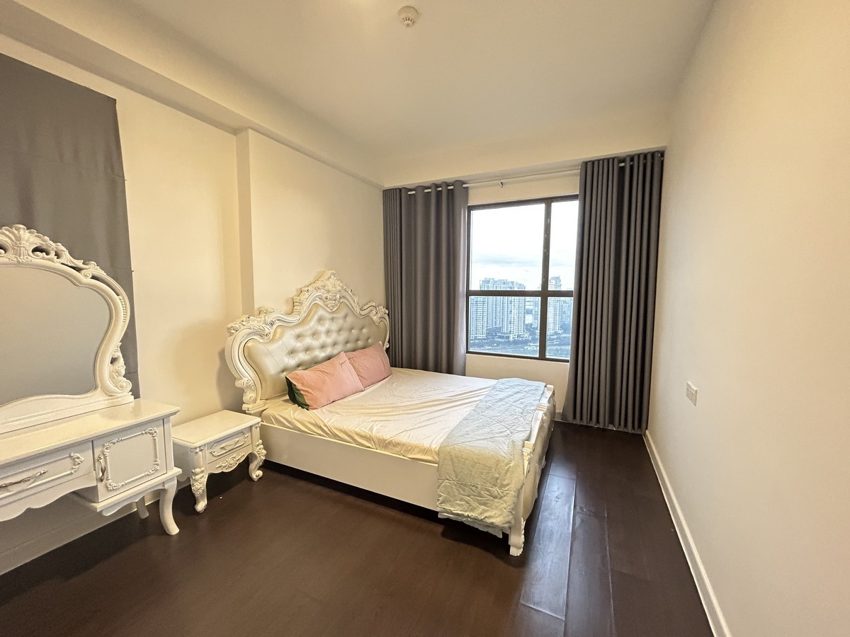 Cho thuê 3pn The Sun Avenue giá 24 triệu 109m2 căn góc nhà rộng