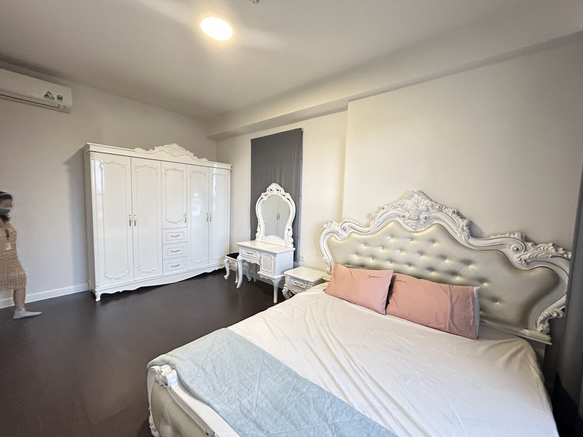 Cho thuê 3pn The Sun Avenue giá 24 triệu 109m2 căn góc nhà rộng