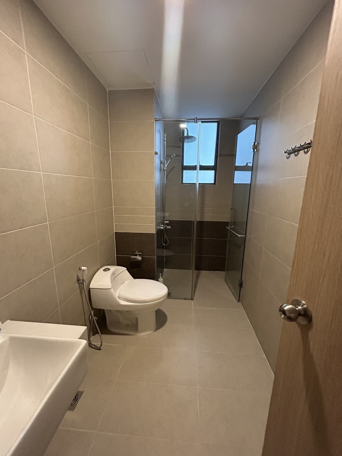 Cho thuê 3pn The Sun Avenue giá 24 triệu 109m2 căn góc nhà rộng