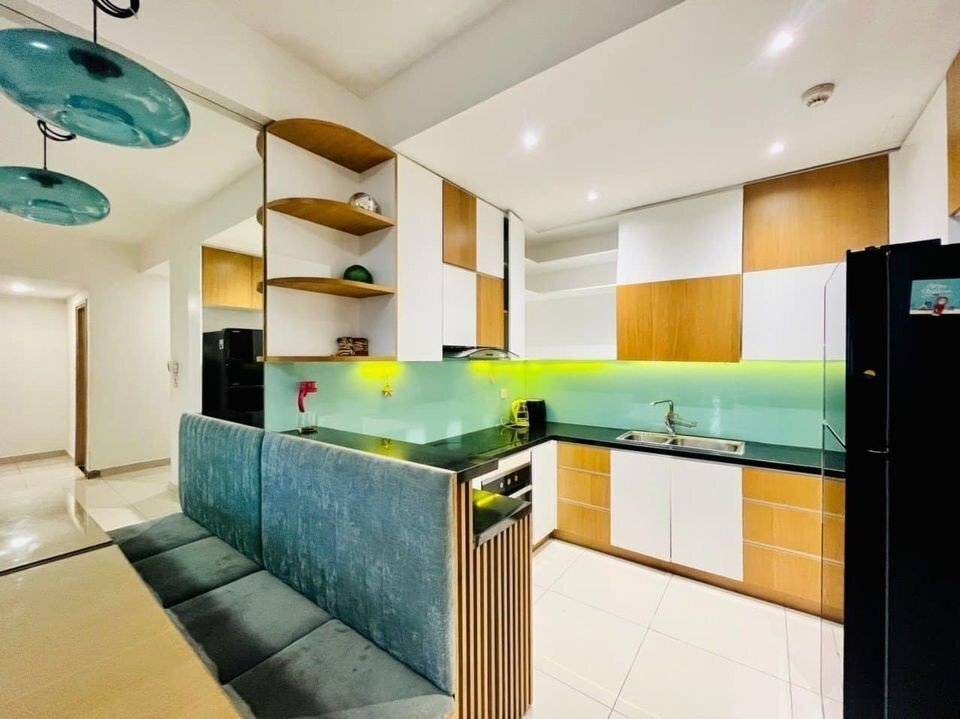 Căn hộ cho thuê 2pn giá 17 triệu view sông mát mẻ 75m2 The Sun Avenue