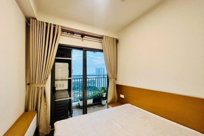 Căn hộ cho thuê 2pn giá 17 triệu view sông mát mẻ 75m2 The Sun Avenue