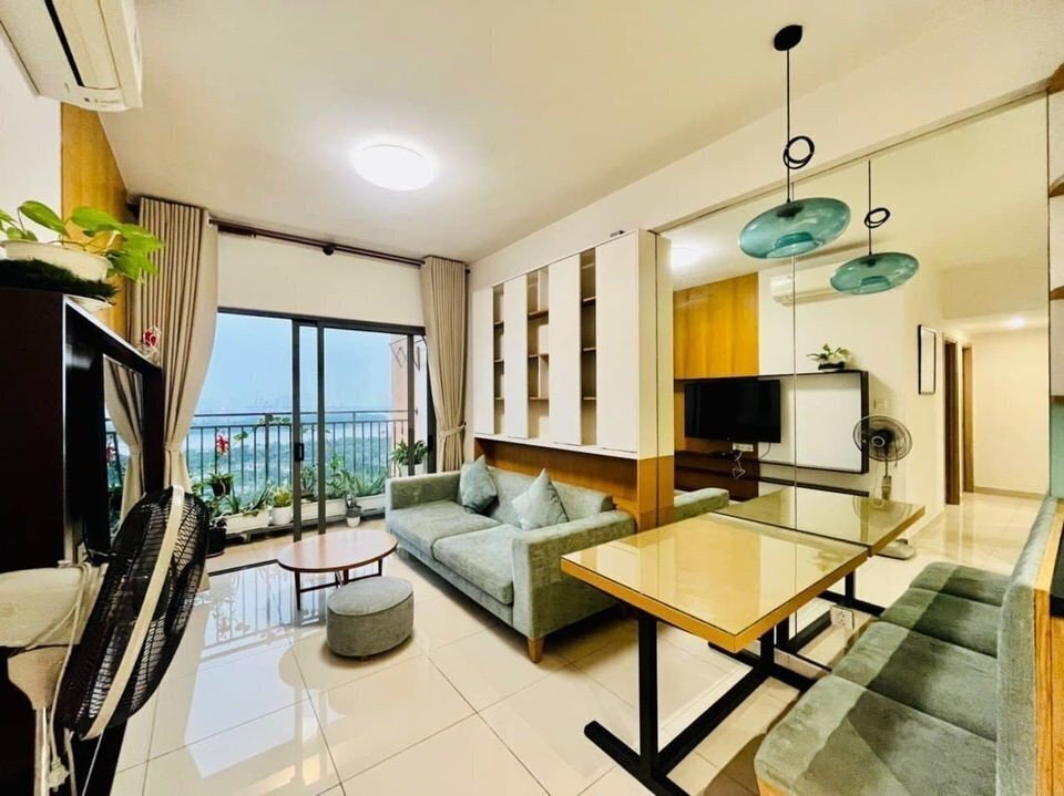 Căn hộ cho thuê 2pn giá 17 triệu view sông mát mẻ 75m2 The Sun Avenue