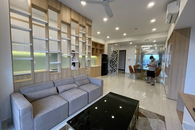 Bán căn hộ 3 phòng ngủ giá 7,35 tỷ nhà full nội thất 109m2 chuyển vào ở ngay