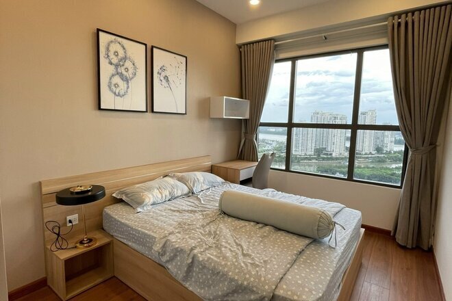 Bán căn hộ 3 phòng ngủ giá 7,35 tỷ nhà full nội thất 109m2 chuyển vào ở ngay