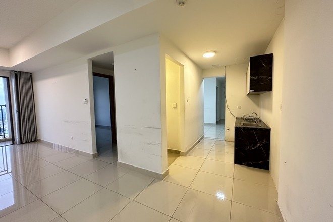 Cho thuê văn phòng rộng 102m2 giá 24 triệu có 2 phòng họp The Sun Avenue