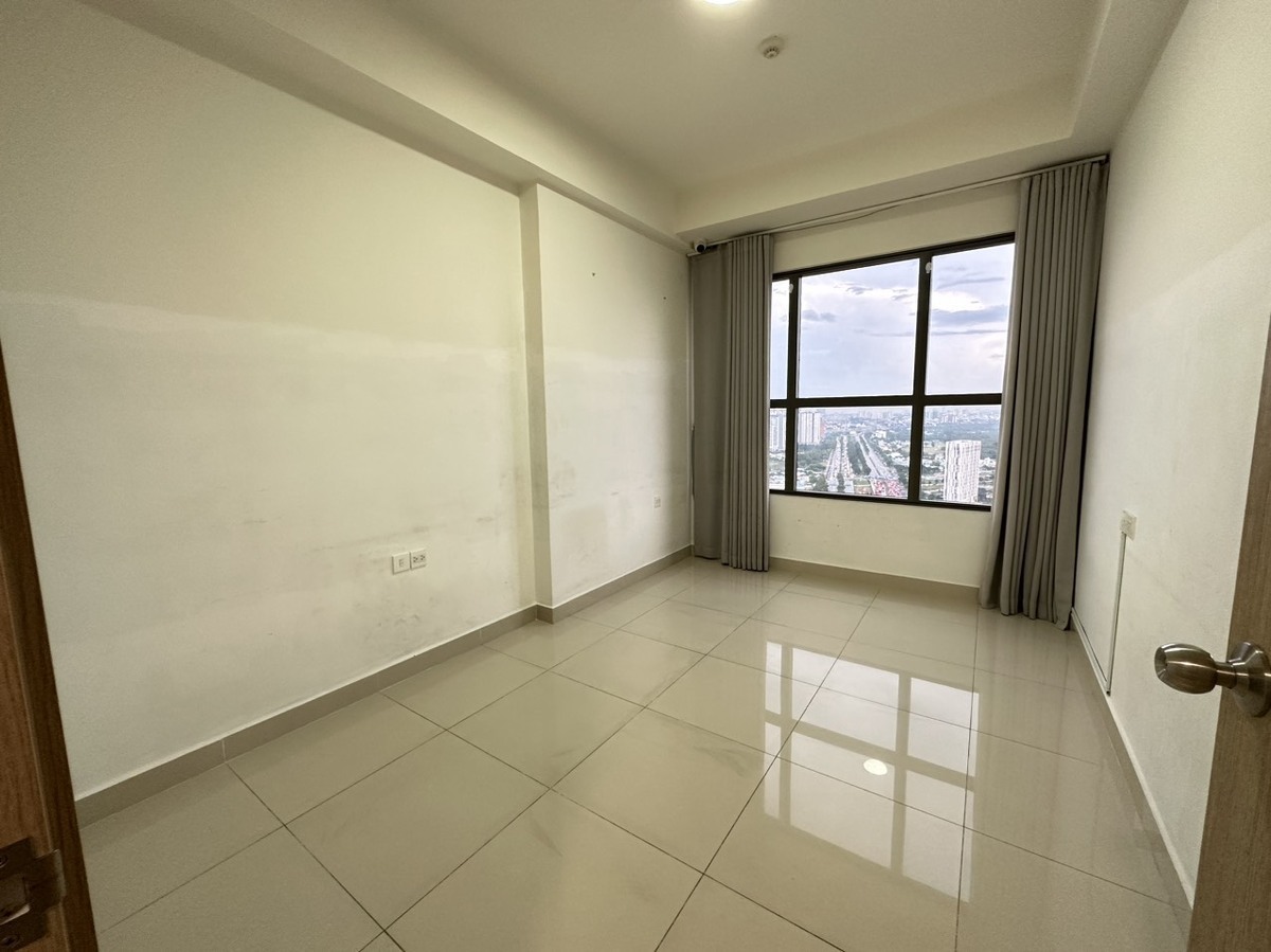 1pn The Sun Avenue cho thuê 12 triệu/tháng nội thất cơ bản tầng cao view sông