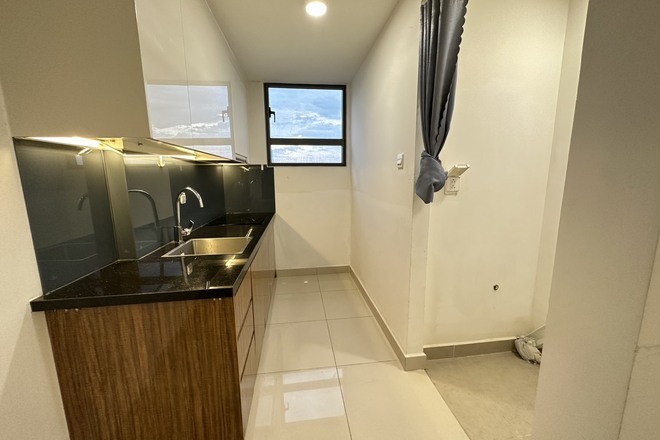 1pn The Sun Avenue cho thuê 12 triệu/tháng nội thất cơ bản tầng cao view sông