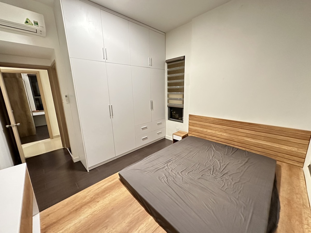 Cho thuê căn hộ 3PN nội thất đầy đủ giá 19 triệu/ tháng 90m2 căn góc tầng cao