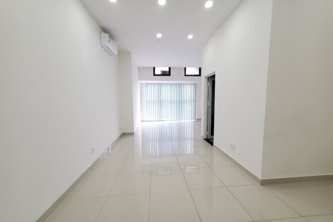 Bán văn phòng The Sun Avenue 2.65 tỷ layout vuông vắn 45m2 nội thất cơ bản