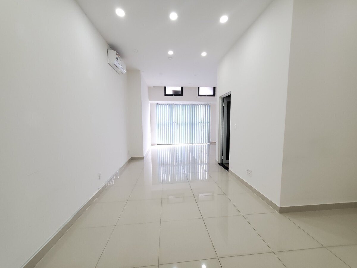 Bán văn phòng The Sun Avenue 2.65 tỷ layout vuông vắn 45m2 nội thất cơ bản