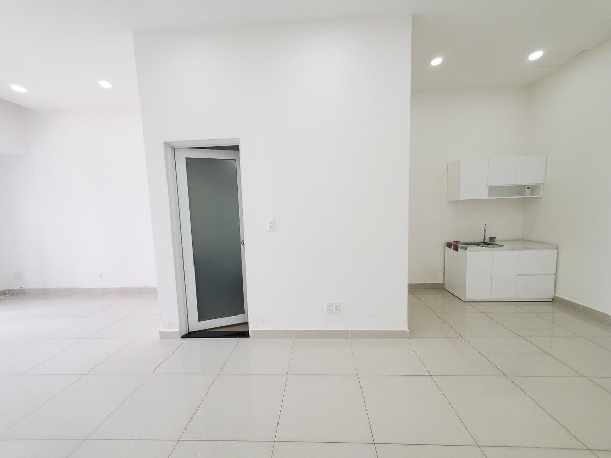 Bán văn phòng The Sun Avenue 2.65 tỷ layout vuông vắn 45m2 nội thất cơ bản